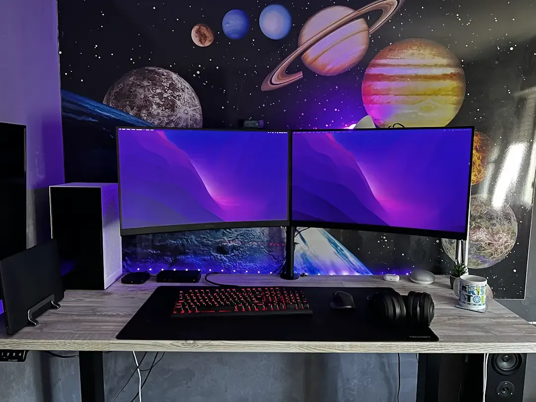 Desk at the right height for standing work